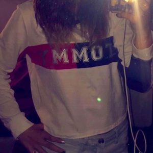 Tommy Hilfiger crop top!!